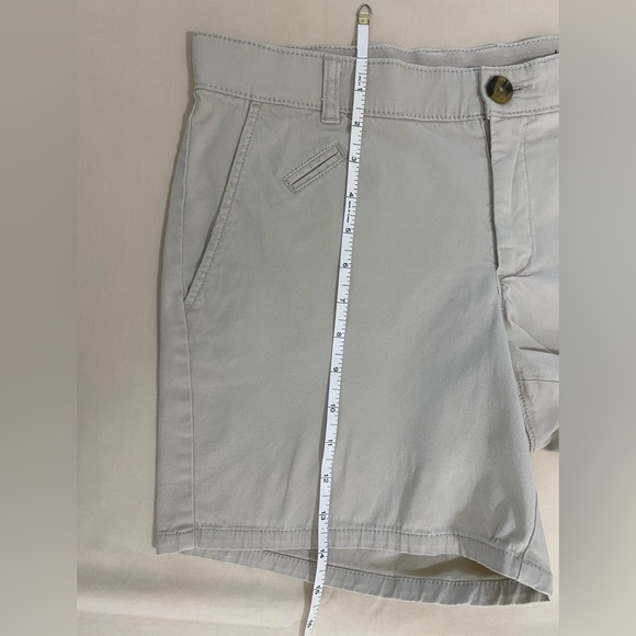 Dockers khaki shorts.  EUC - Picture 7 of 8